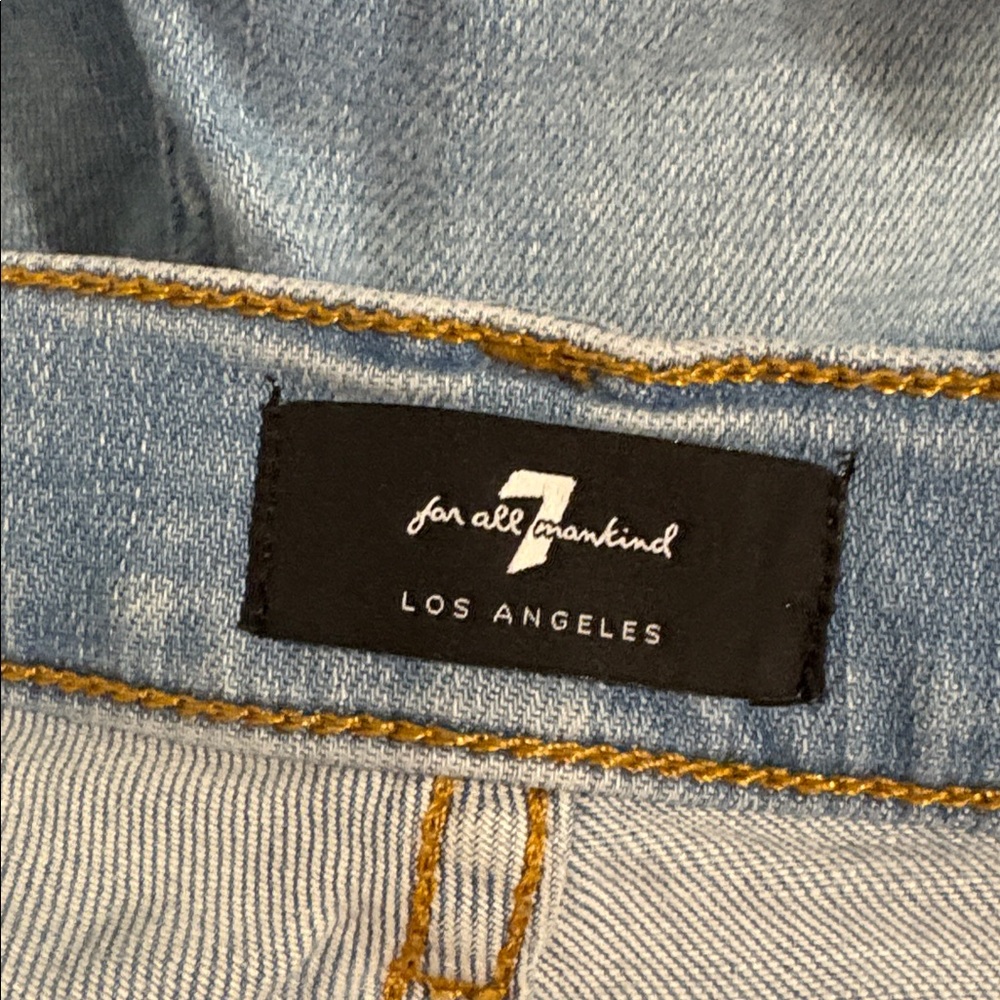 7 For All Mankind Light Wash Mid Roll Cuffed Denim Shorts 28 - Picture 8 of 9